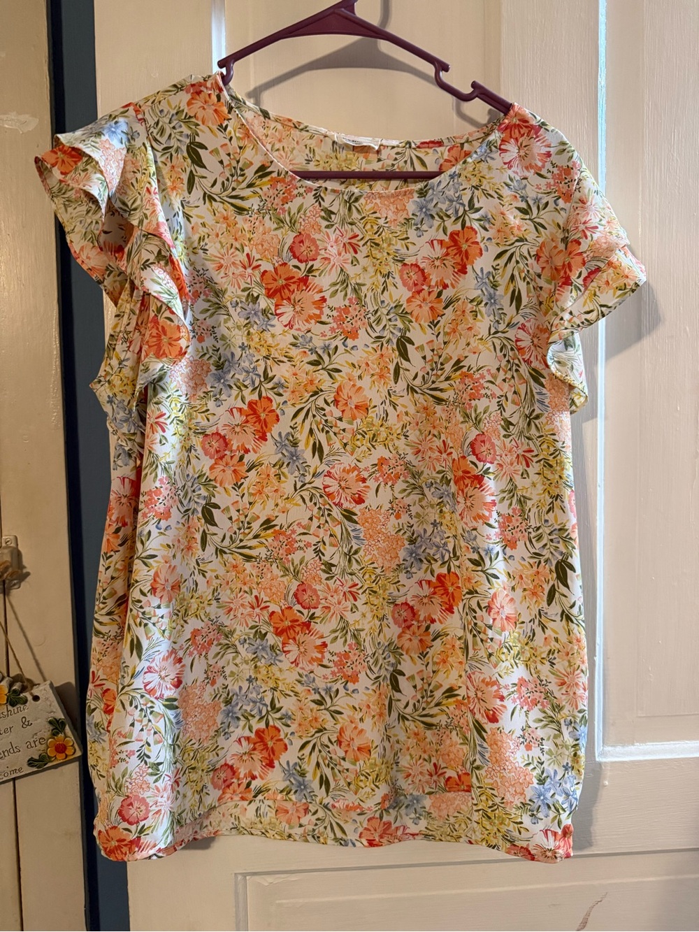 Floral Ruffle Sleeve Women’s Blouse - White with Coral & Green